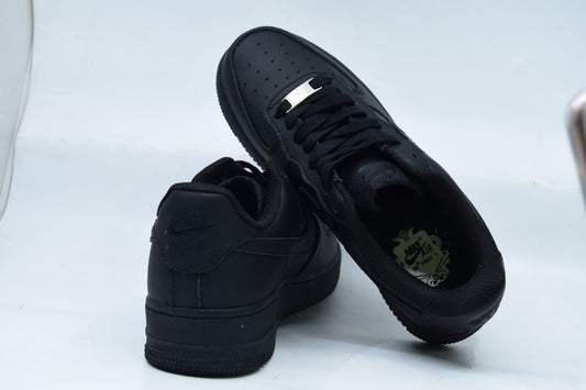 Mid Black Sneakers