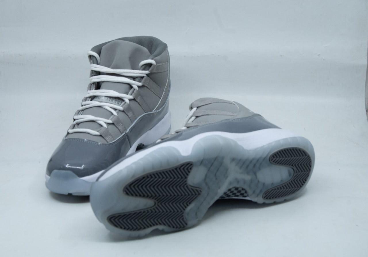 Mild Grey White Sneakers